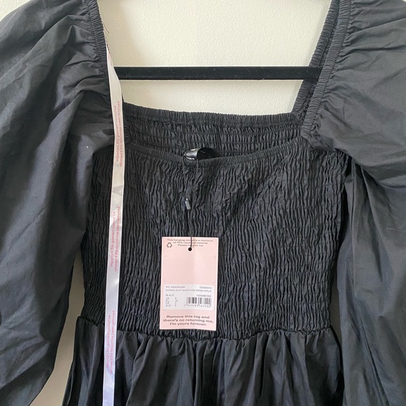 Misguided Smocked Black Midi Dress - Picture 8 of 8